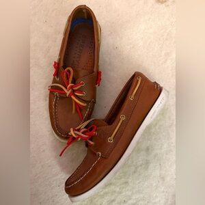 Sperry Topsiders Womens Boat Shoes with Red Laces | size 8.5